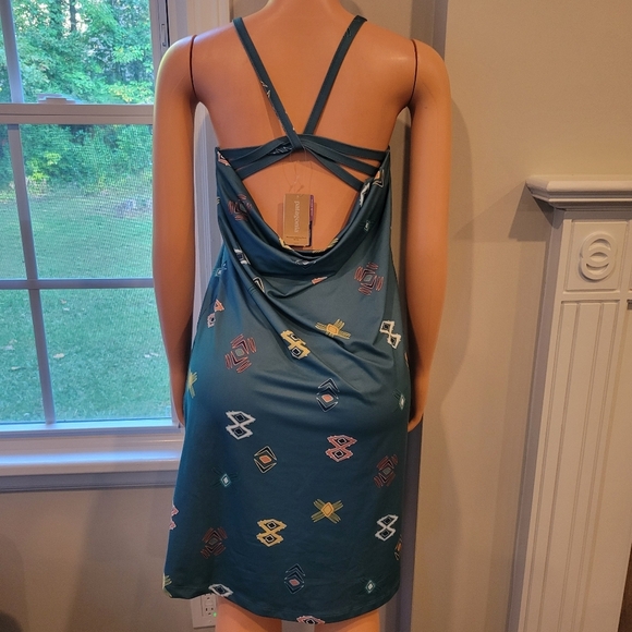 Patagonia NWT Sliding Rock Dress size medium. - Picture 2 of 10